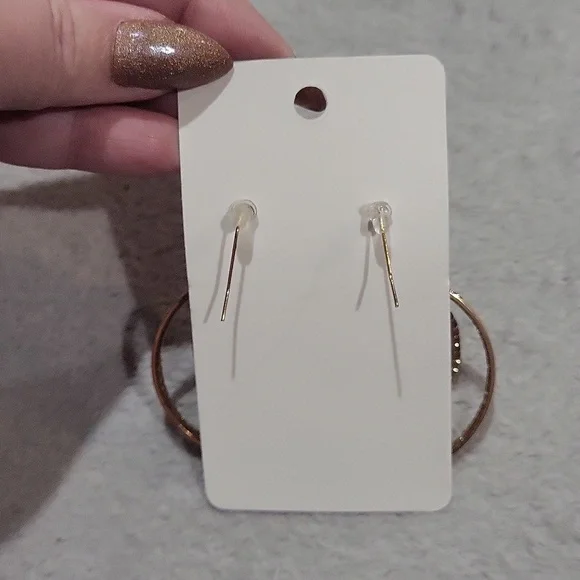 Elegant Multicolor Hoop Earrings - Picture 5 of 6